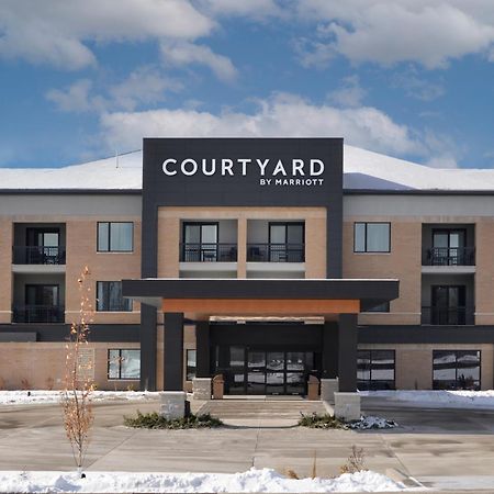 Courtyard Wausau Exterior photo